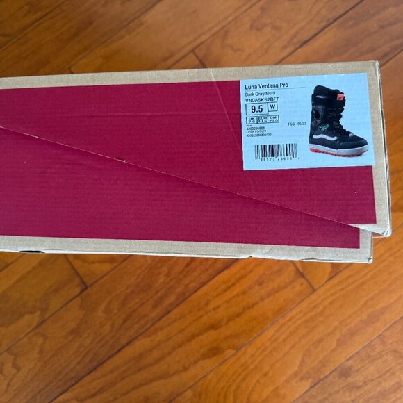 Vans Women's Luna Ventana Pro Snowboard Boots (9.5,)BRAND NEW SAVE $100.00 - Picture 9 of 10